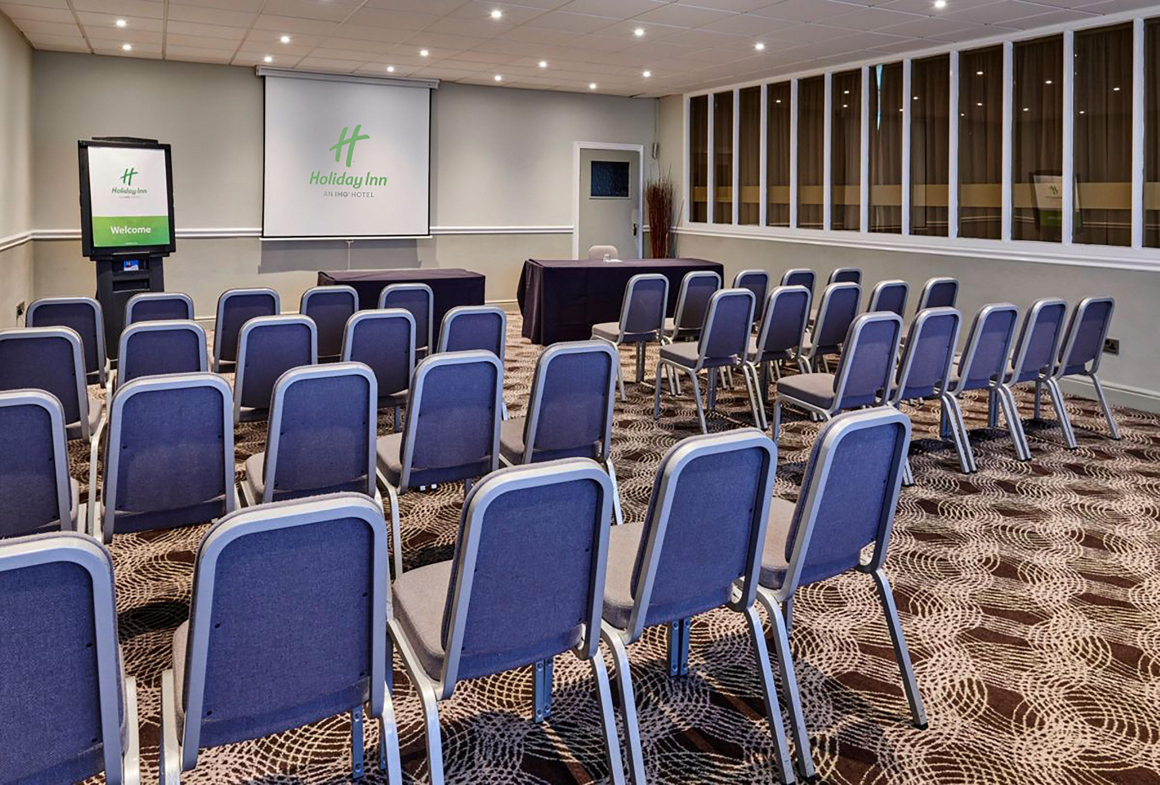Hotel Leeds By Ihg 4*